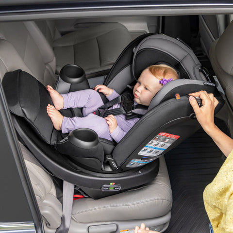 Revolve360 Extend All-in-One Rotating Car Seat with Quick Clean Cover - Feature Image 2
